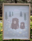 Barneplakater. Kunst plakat barnerom, interiør, bilde barnerom, Illustrasjon, Oscar Jansen, Oscart, Bjørn, Design Little Climby, Norsk design, nordisk design, bærekraftig, made in Norway, bilde, interiør barnerom