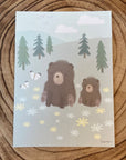 Gratulasjonskort, kort til gave , kort til baby, kort til barn, kunstkort, norsk design, Oscar Jansen, Oscart, nordisk skog, bilde, kort, gave, dyremotiv, bjørn, baby, babyshower, barnerom