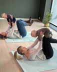 Babygym som kommer med den perfekte lekematten i nydelig norsk design