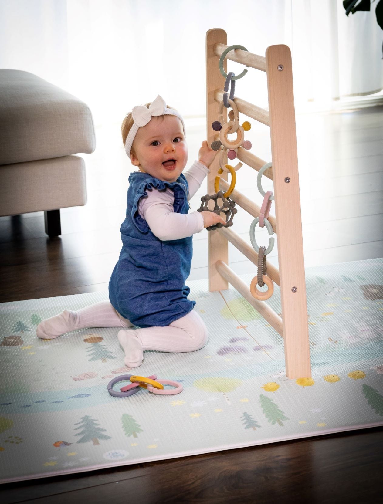 Banygym som er best i test kanskje. Babygymmen er i alle fall denne babyens favoritt