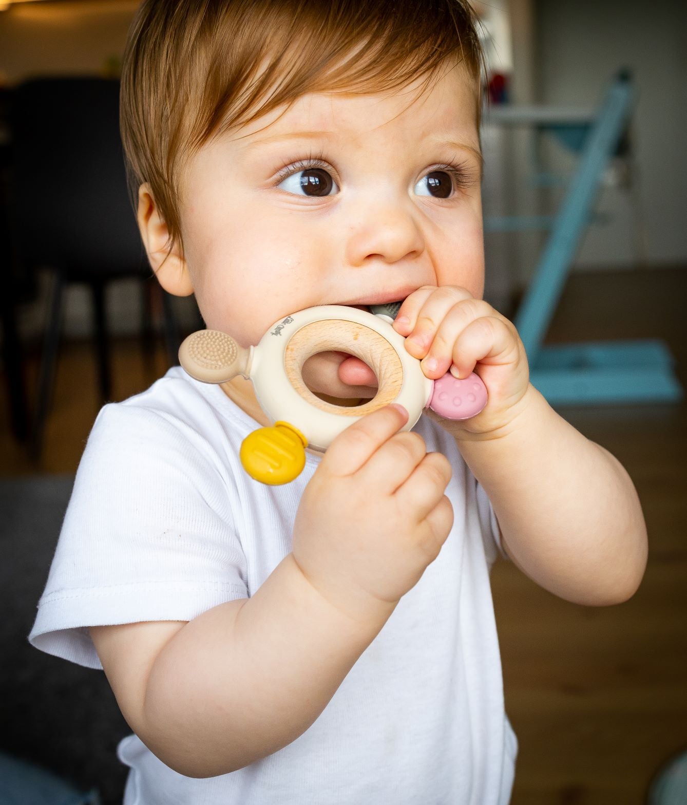 Biteleker som lindrer kløe i tannkjøttet til baby , gripeleke, pedagogiske leker, stimulerende leker, lindrer såre gommer, Nord Bitestjerne, Little Climby, nordisk design, nyhet leker, stimulere finmotorikk, stimulere sanser, fargelære barn, gave baby, barsel, aktivitetsleke, leke silikon, treleker, sårt tannkjøtt, kløe i tenner, kvalitetsleker, bærekraftige leker, trendy leker, nye leker, trygge leker, leker til babygym, leke bilstol , leke vippestol, leke vogn